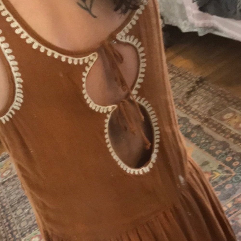 Embroidered Fall Dress - Picture 4 of 5